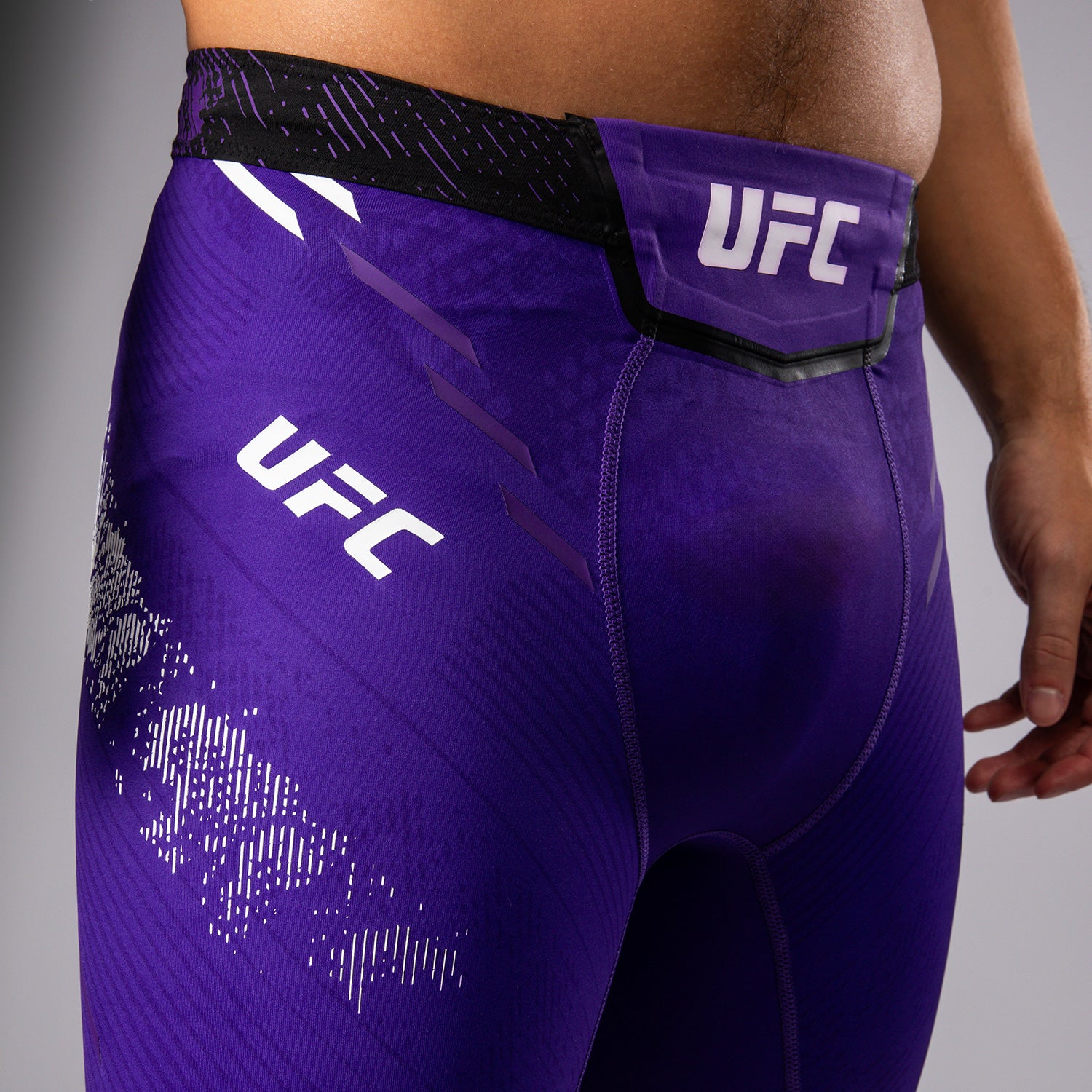 ufc-adrenaline-by-venum-authentic-fight-night-vale-tudo-short-herren-lila image 7