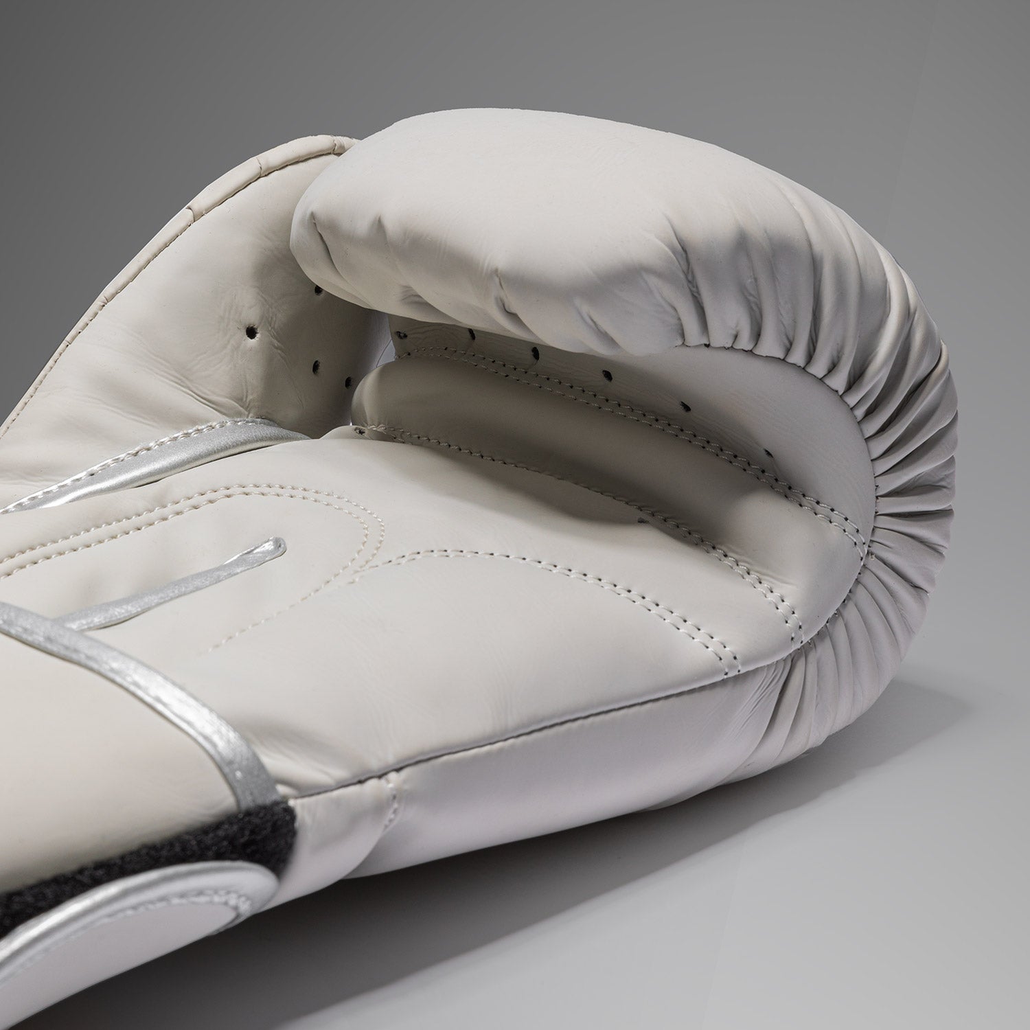 venum-contender-1-5-boxhandschuhe-elfenbein-gold image 3