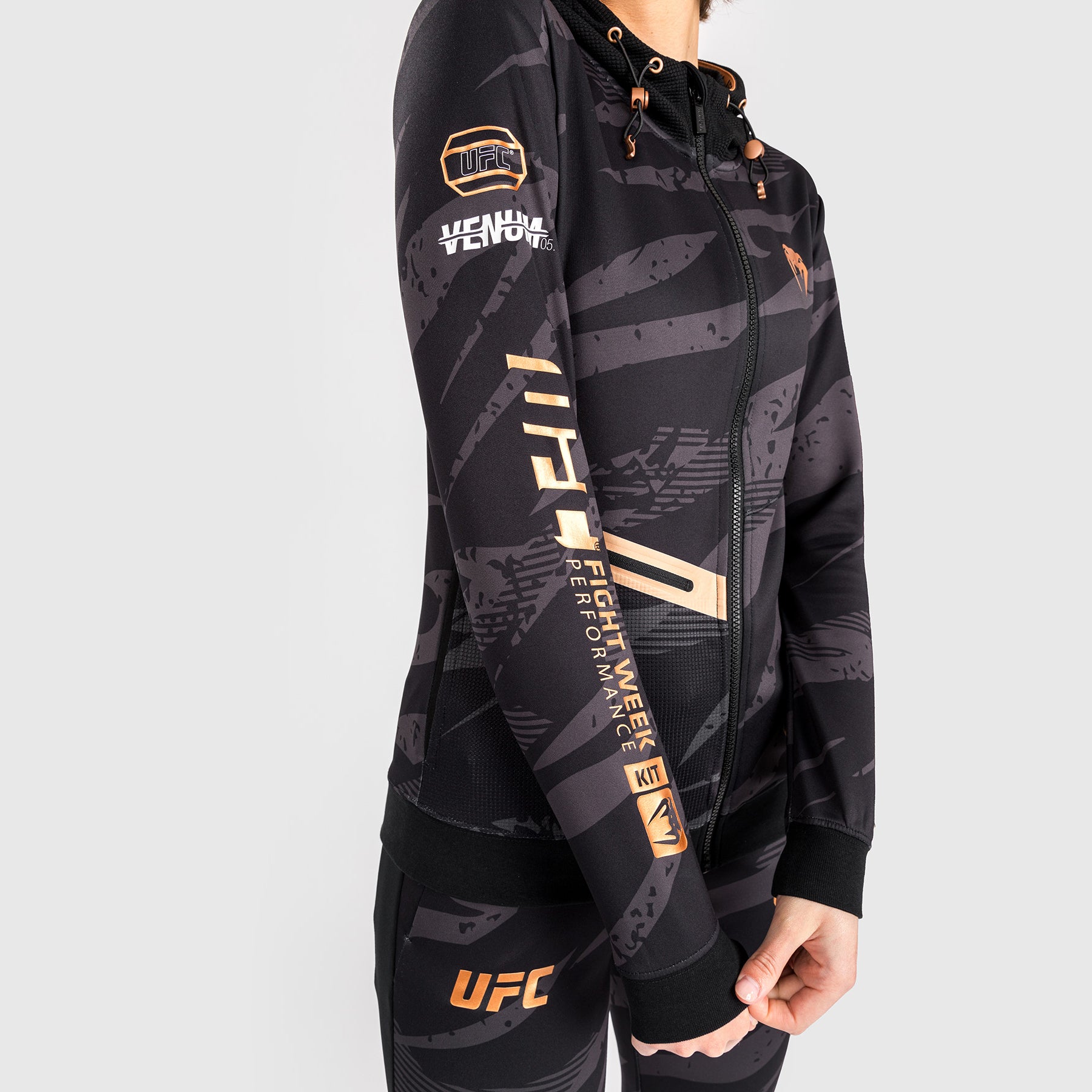 venum-ufc-adrenaline-fight-week-frauen-zip-hoodie-urban-camo image 8