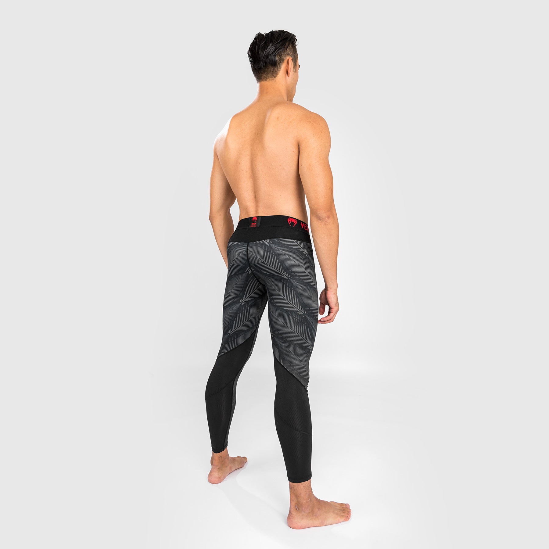 venum-phantom-kompressionshose-schwarz-rot-herren image 4