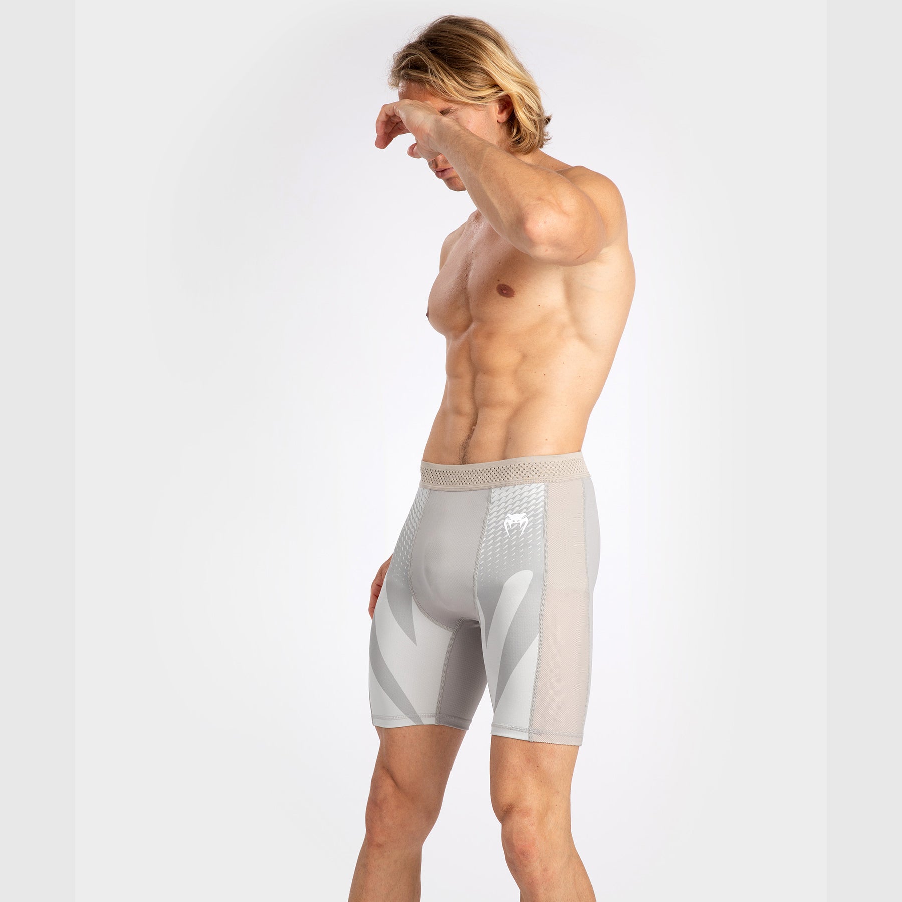 venum-attack-herren-vale-tudo-short-sand-beige image 3