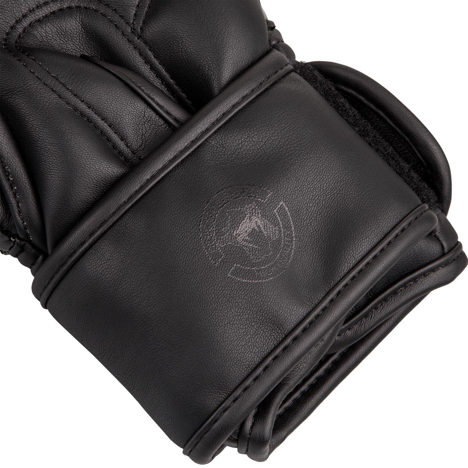 venum-challenger-3-0-boxhandschuhe-schwarz image 5