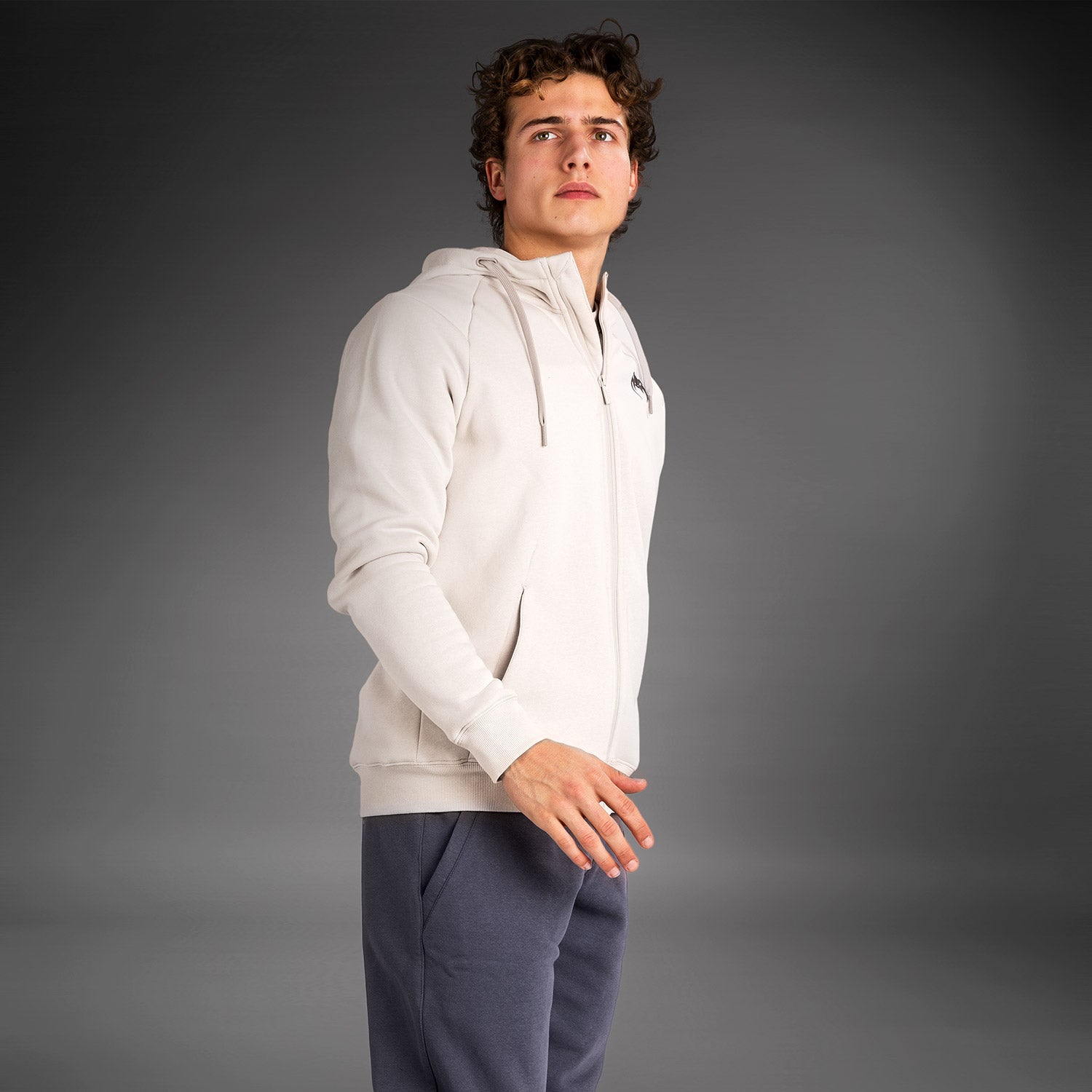 venum-strikeland-full-zip-hoodie-herren-greige image 5