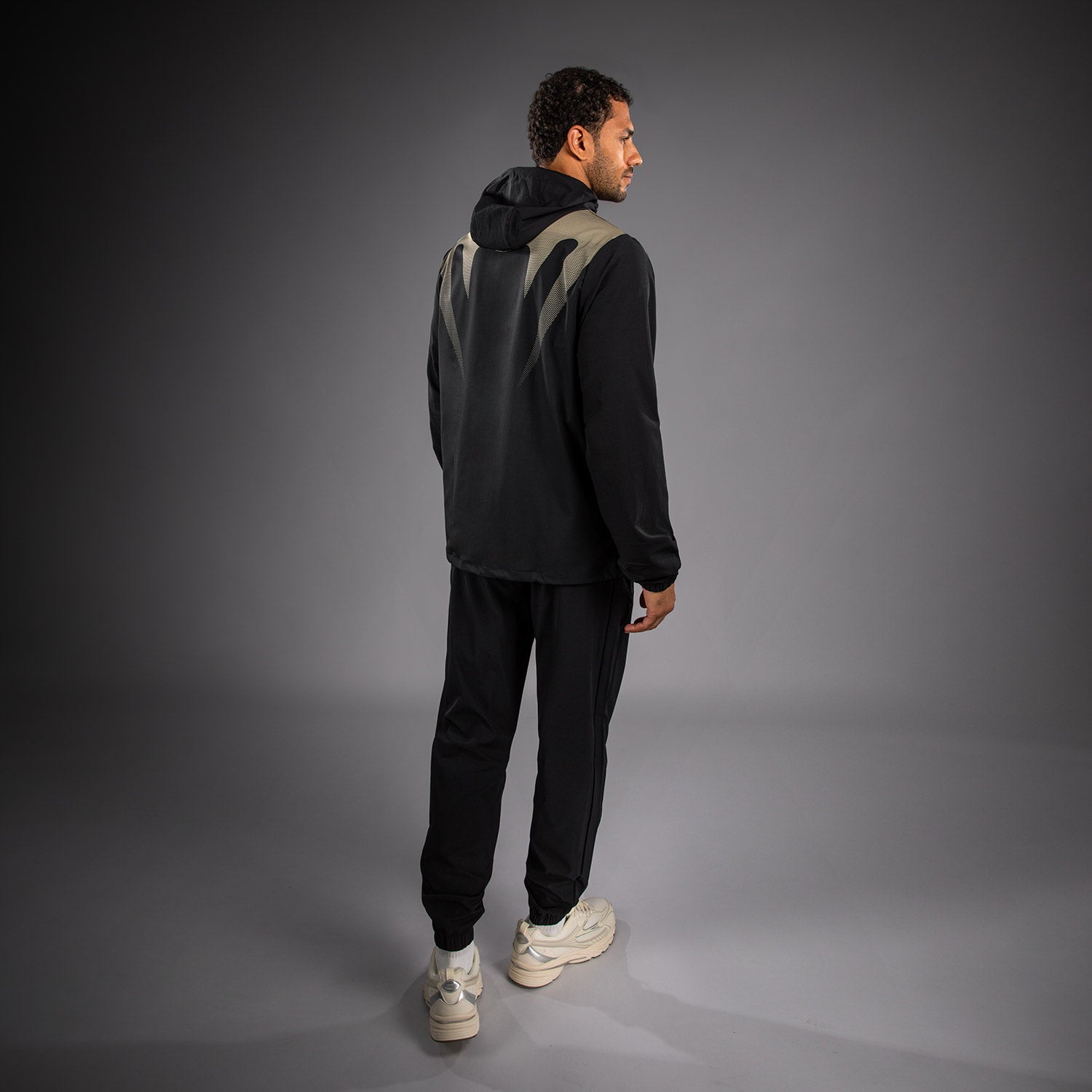 venum-adrenaline-trainingsjacke-schwarz-sand image 3