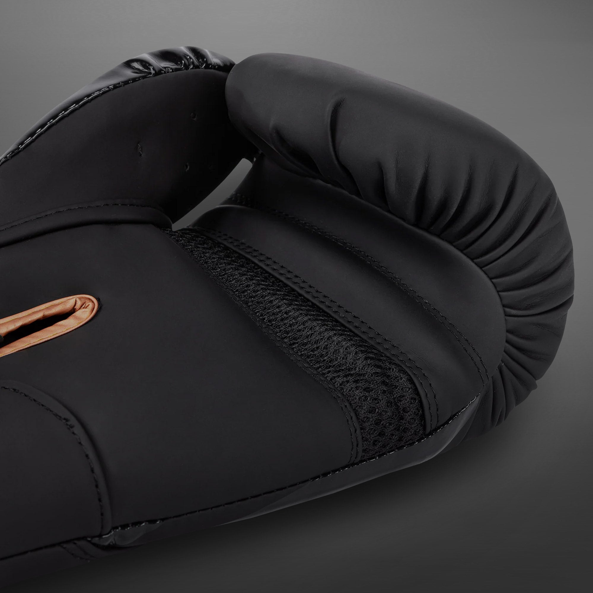 venum-challenger-4-0-boxhandschuhe-schwarz-bronze image 4