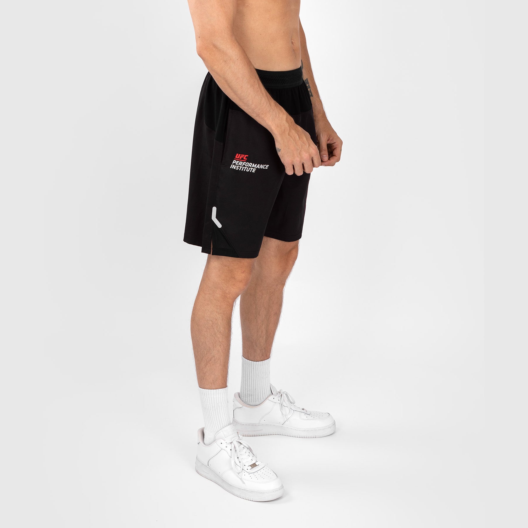 ufc-venum-performance-institute-2-0-herren-performance-short-schwarz-rot image 1