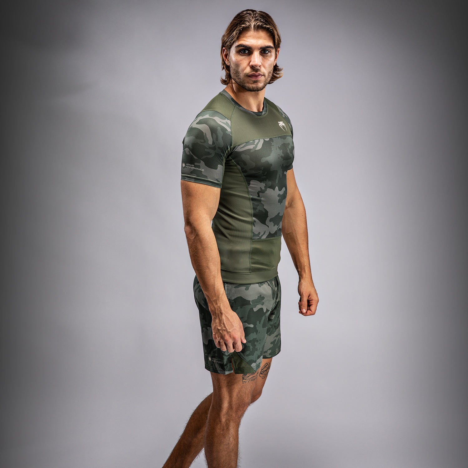 venum-g-fit-air-herren-kurzarm-rashguard-armee-tarnmuster image 4