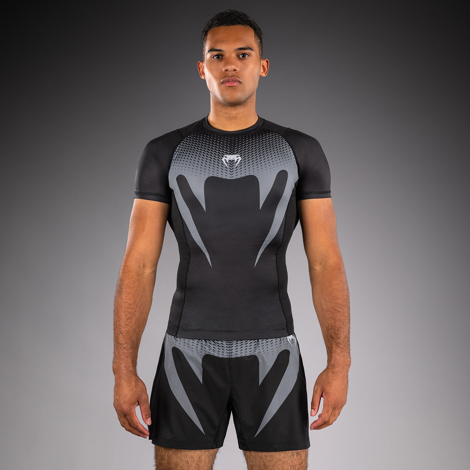 venum-no-gi-ibjjf-approved-langarm-rashguard-schwarz-silbergrau image 1