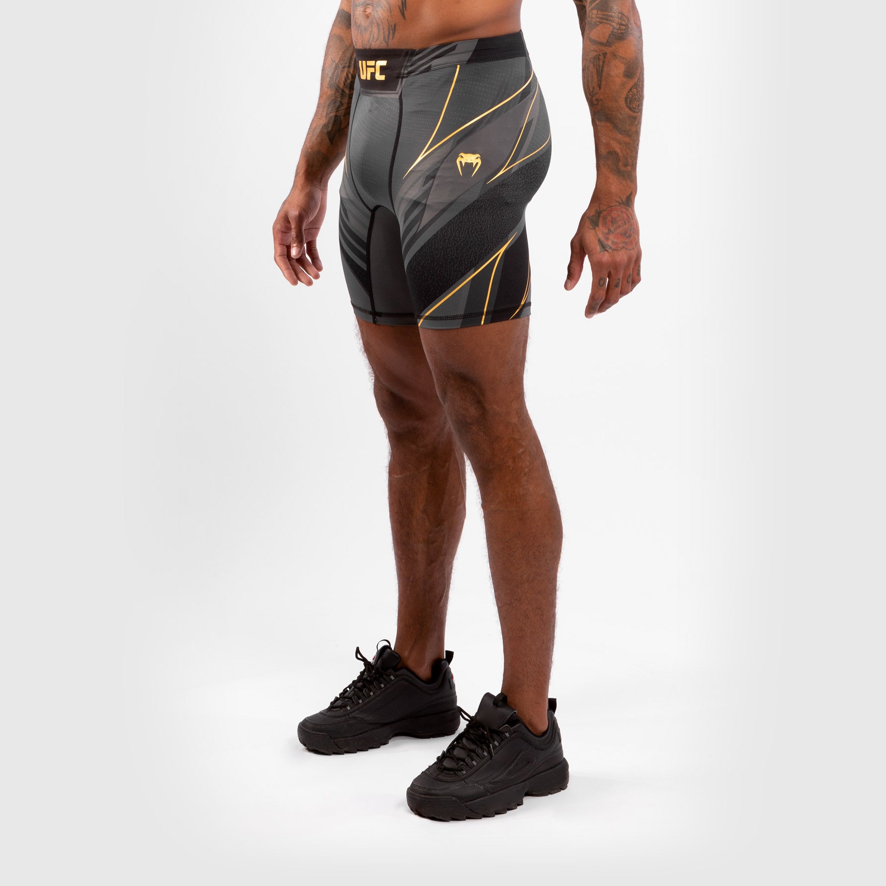 ufc-venum-authentic-fight-night-vale-tudo-shorts-long-fit-schwarz-herren image 3