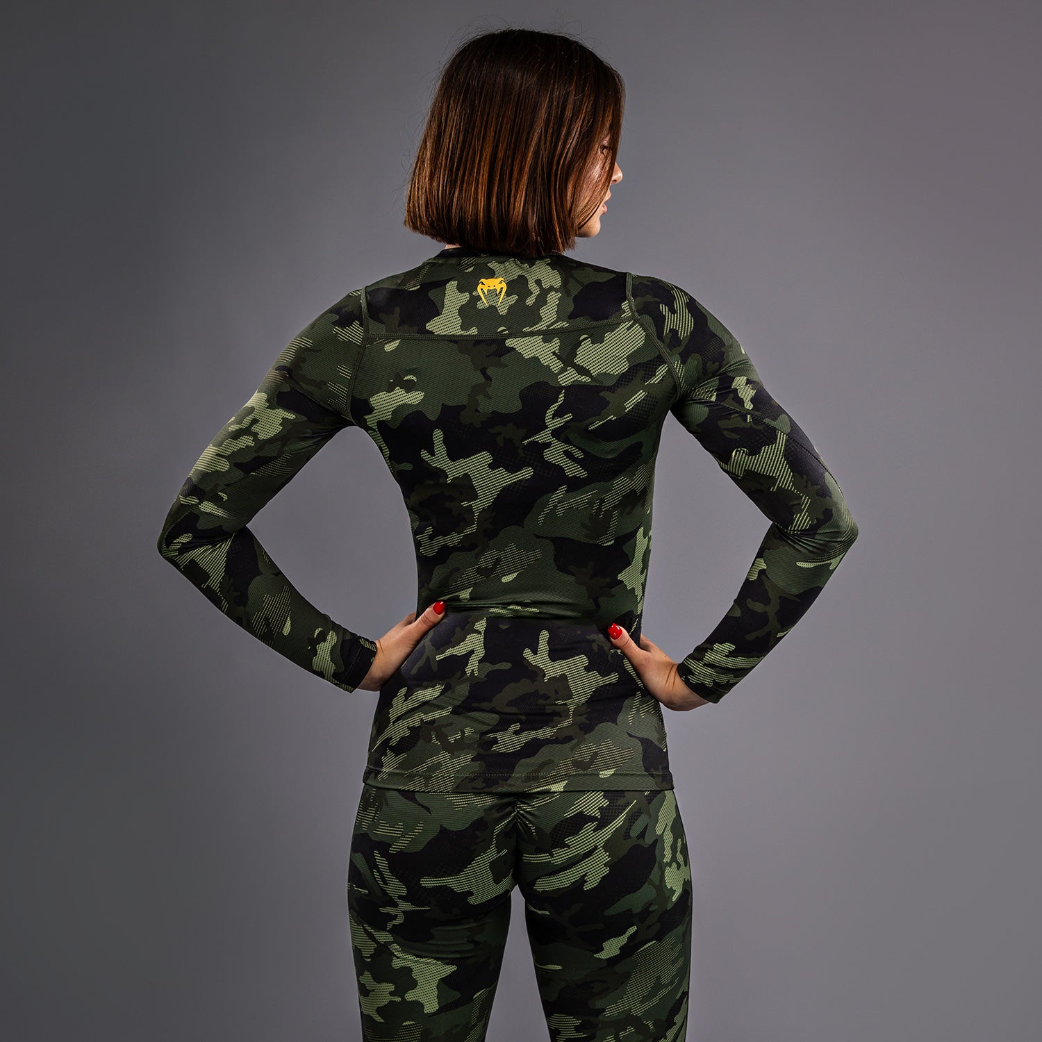 venum-x-sophia-rose-damen-langarm-rashguard-forest-camo image 8