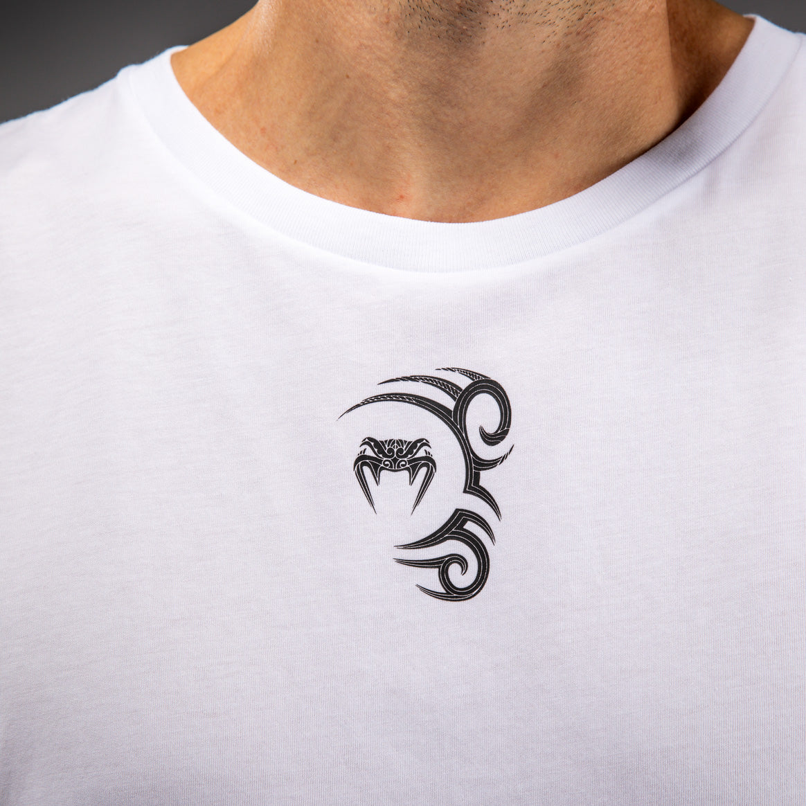 venum-x-mike-tyson-tiger-rmelloses-t-shirt-herren-optisch-wei image 5