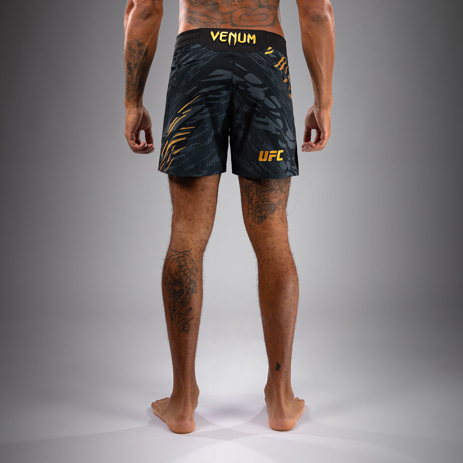 ufc-fusion-by-venum-authentic-fight-night-fight-short-champion-schwarz-gold image 2