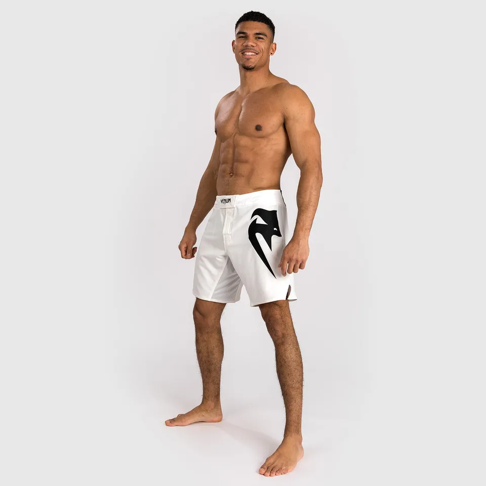 venum-light-5-0-fight-shorts-herren-wei-schwarz image 1