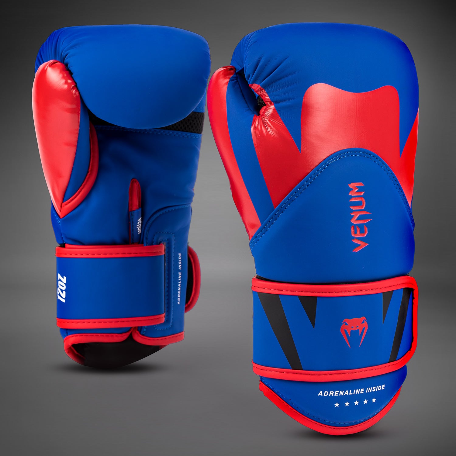 venum-challenger-4-0-boxhandschuhe-royalblau image 1