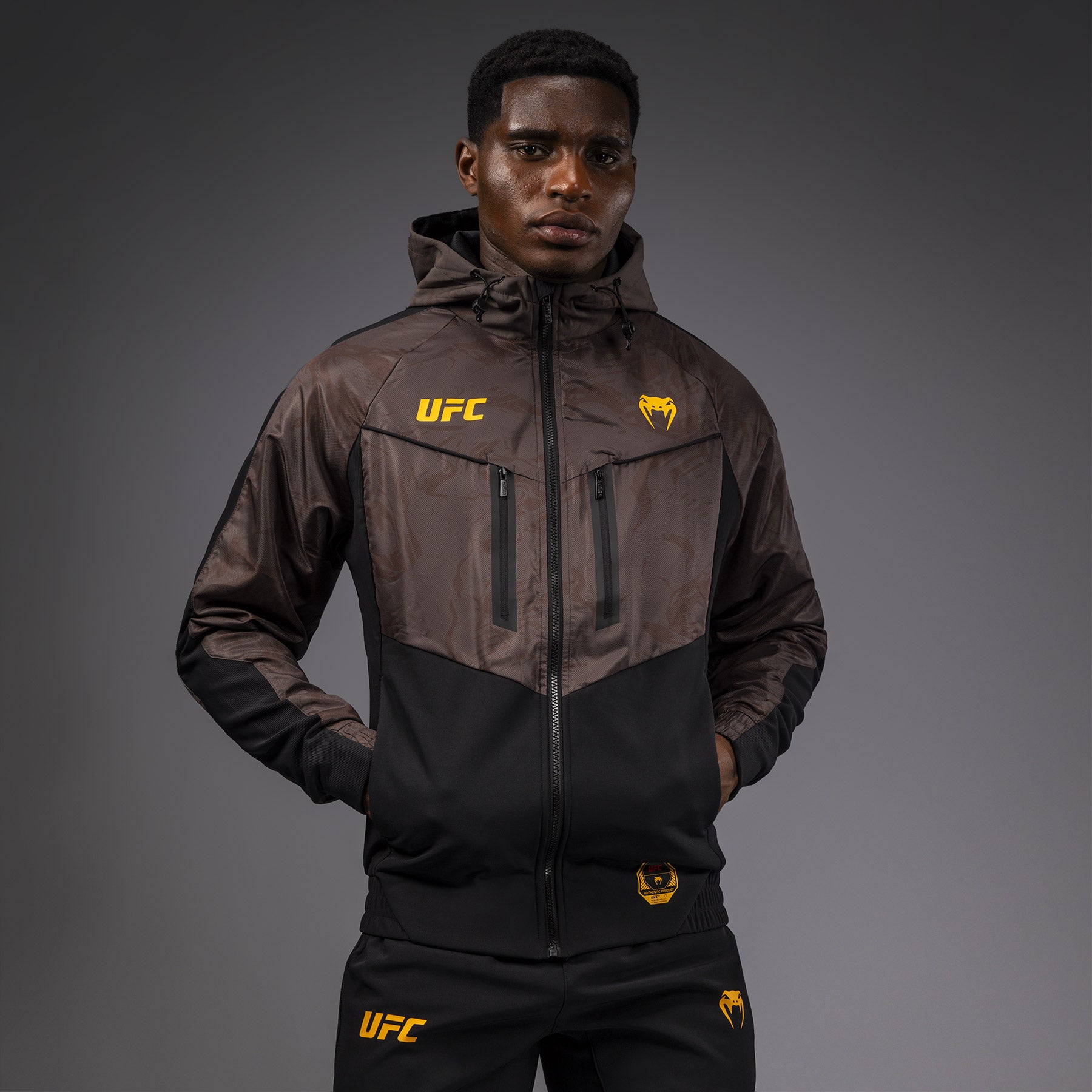 venum-ufc-fusion-by-venum-fight-week-zip-hoodie-herren-erdiges-braun image 4