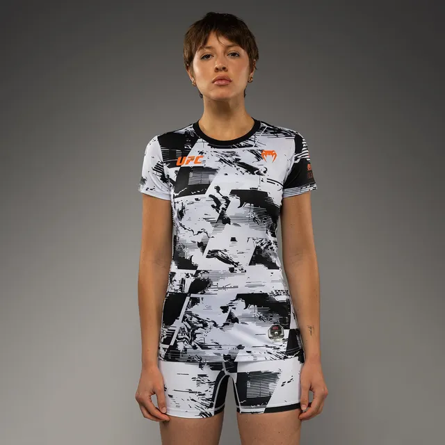 ufc-zenith-by-venum-authentic-fight-week-performance-t-shirt-damen-wei-kurzarm image 1
