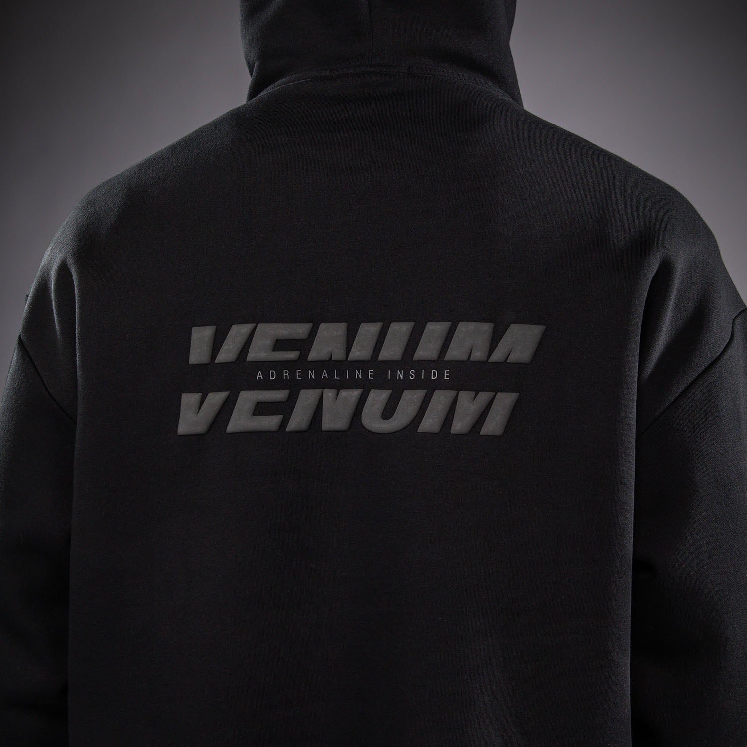 venum-divide-winter-kapuzenpullover-schwarz image 6