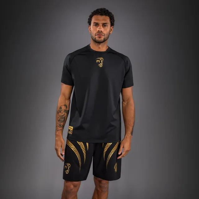 venum-x-mike-tyson-tiger-dry-tech-t-shirt-schwarz-gold-herren image 1