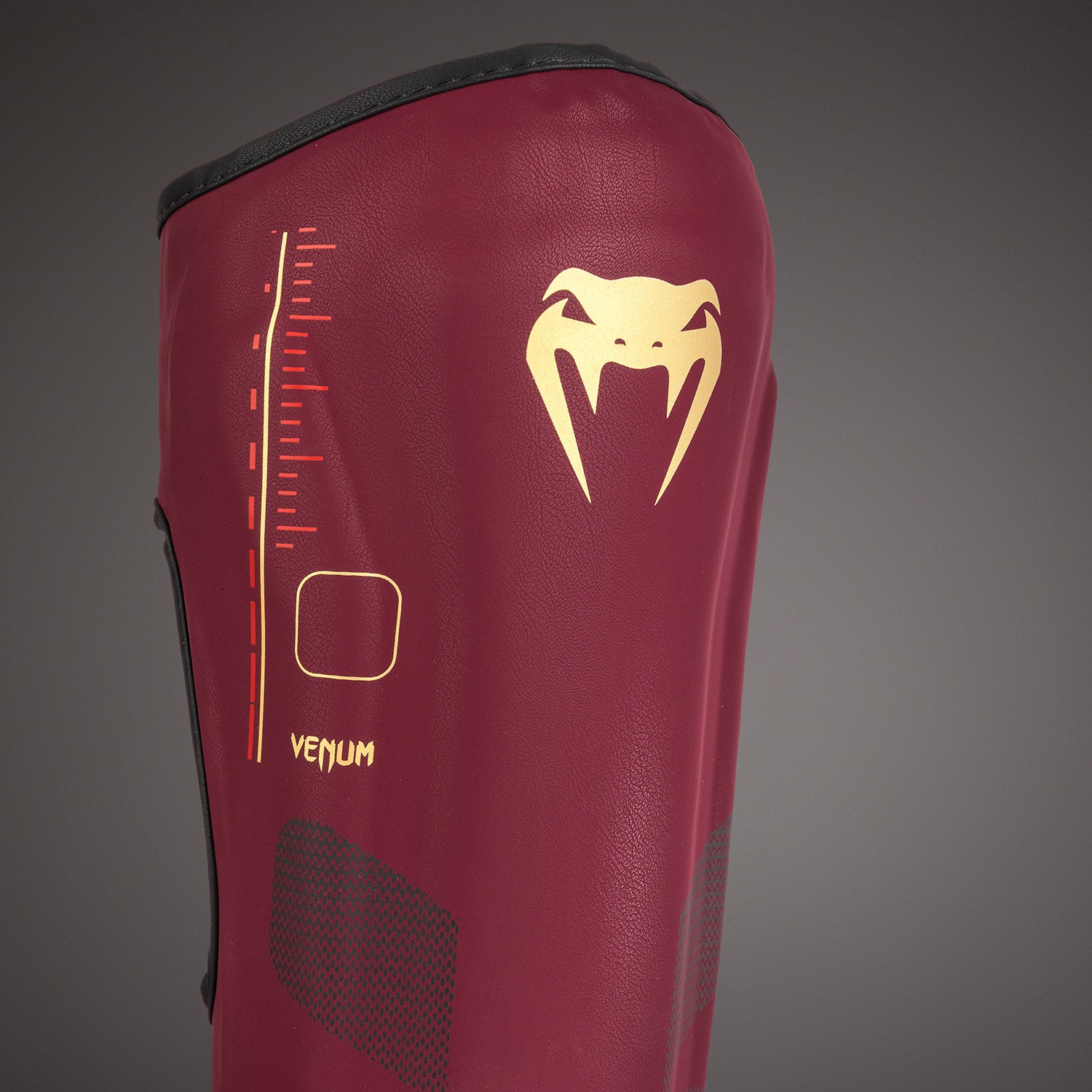 venum-tactical-xt-schienbeinschoner-schwarz-burgund-gold image 3