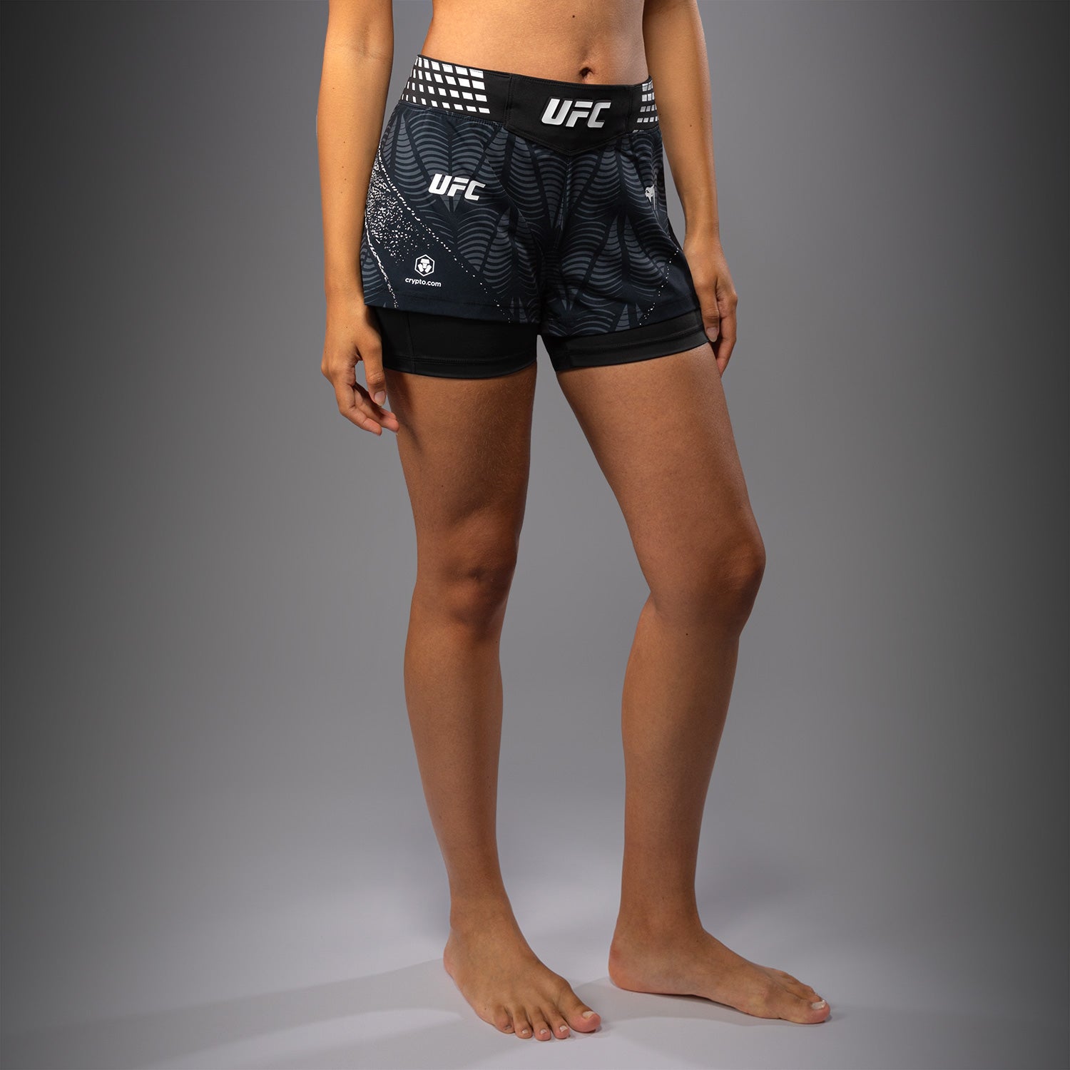ufc-zenith-by-venum-authentic-fight-night-fight-short-damen-kurze-passform-schwa image 2
