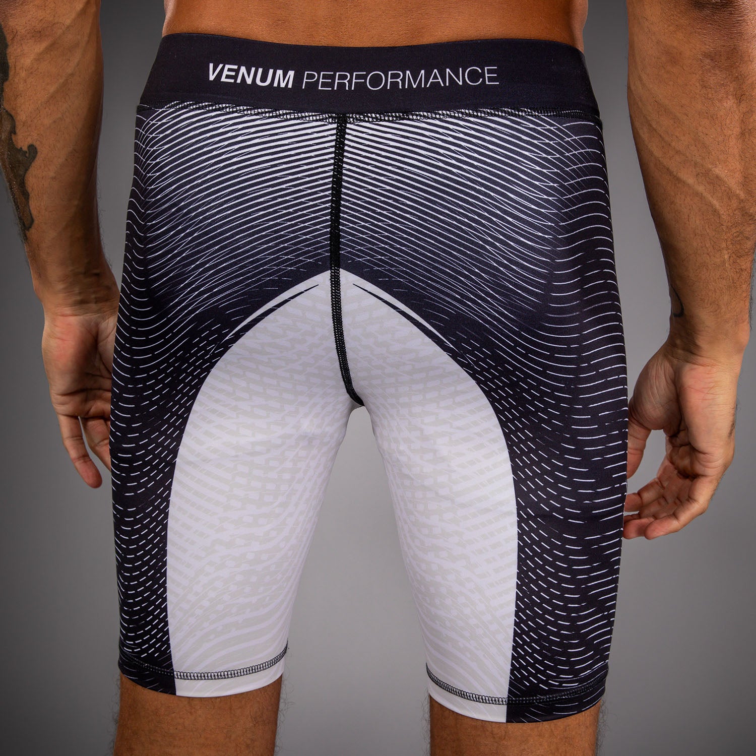 venum-galactic-3-0-kompressionsshort-cremewei-schwarz image 7