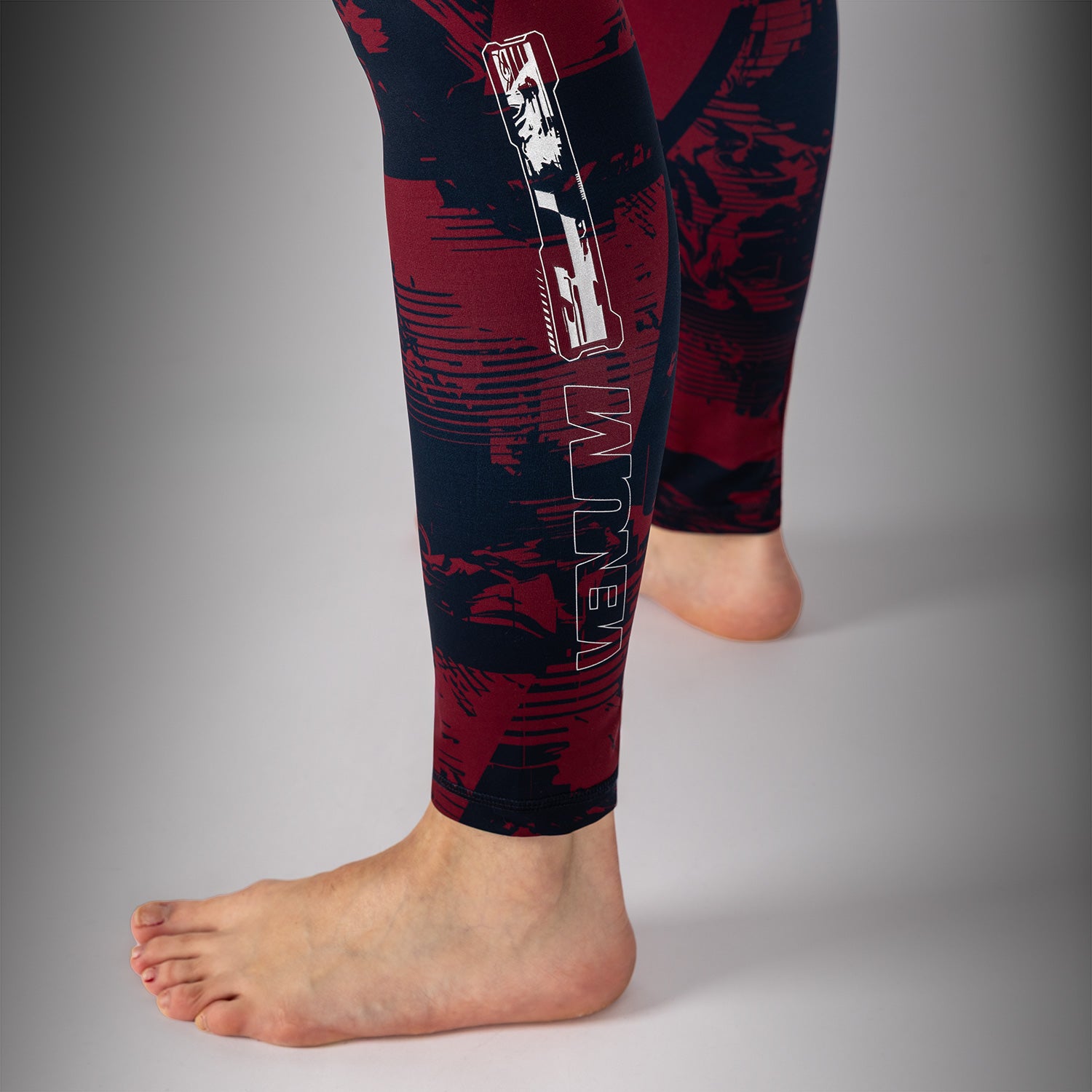 ufc-zenith-by-venum-authentic-fight-week-damen-leggings-marineblau-bordeauxrot-s image 7