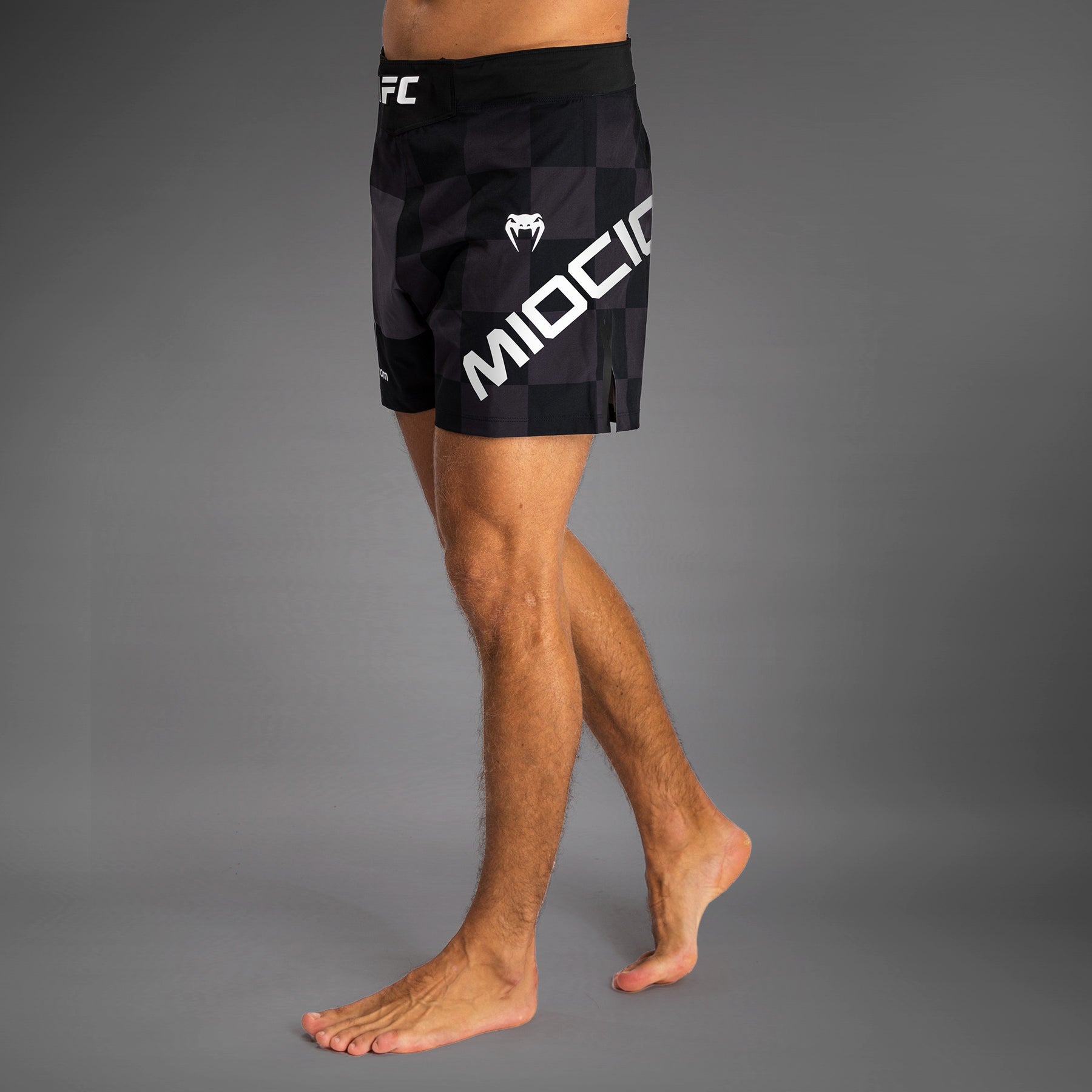 ufc-unrivaled-by-venum-stipe-miocic-fight-short-short-fit-schwarz image 1