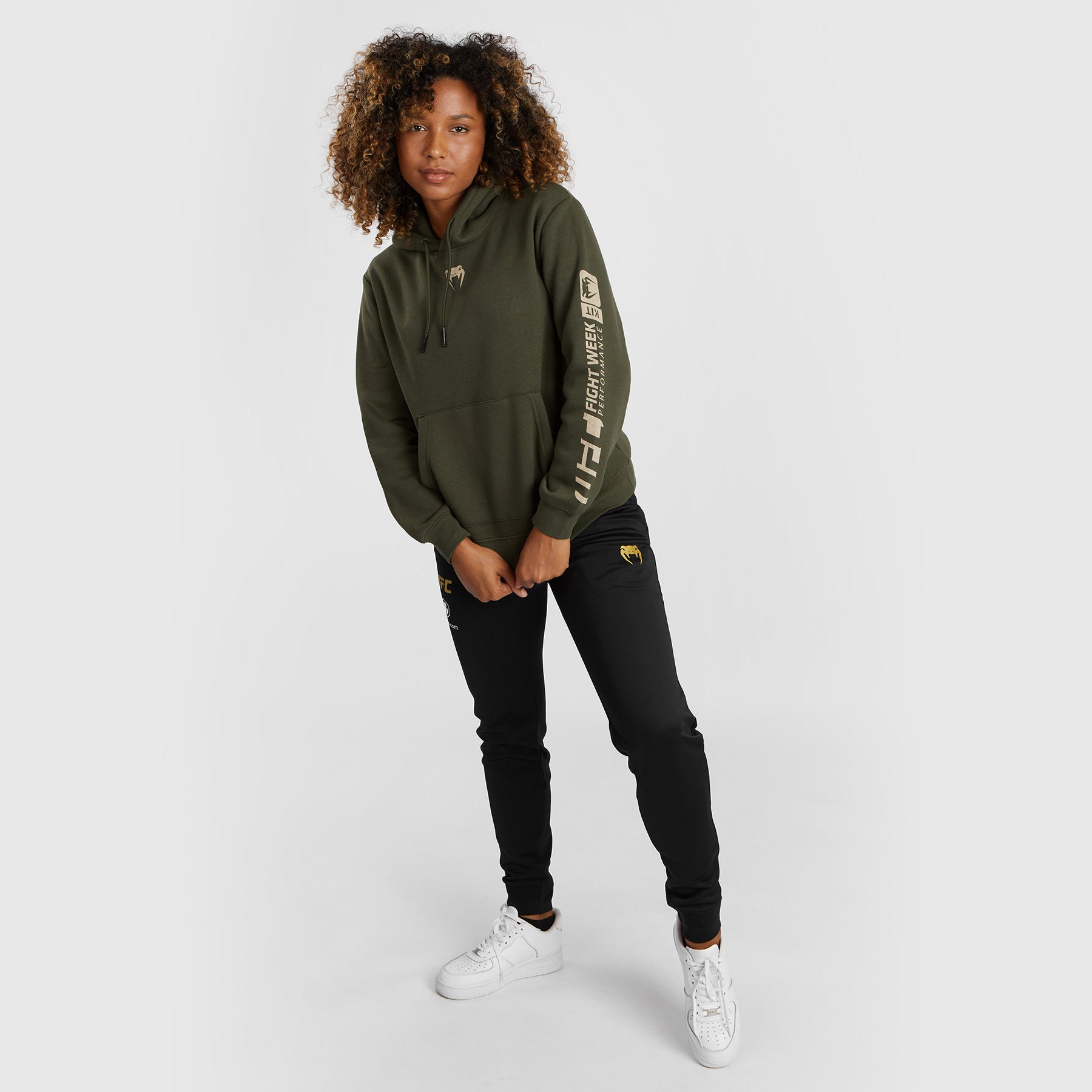 ufc-adrenaline-by-venum-fight-week-damen-pullover-hoodie-khaki image 2