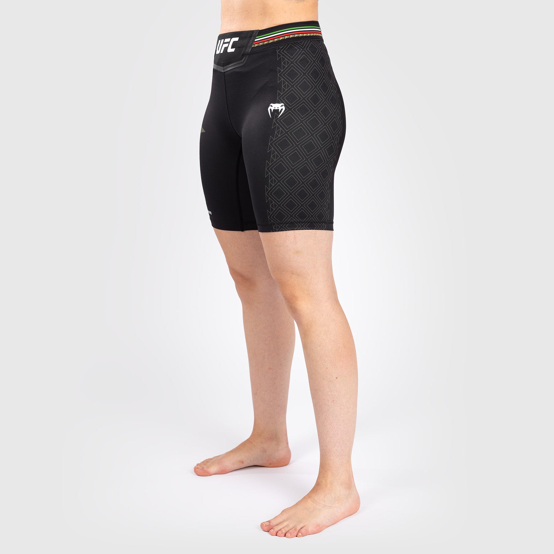 noche-ufc-by-venum-authentic-fight-night-herren-fight-shorts-kurze-passform-rot image 3