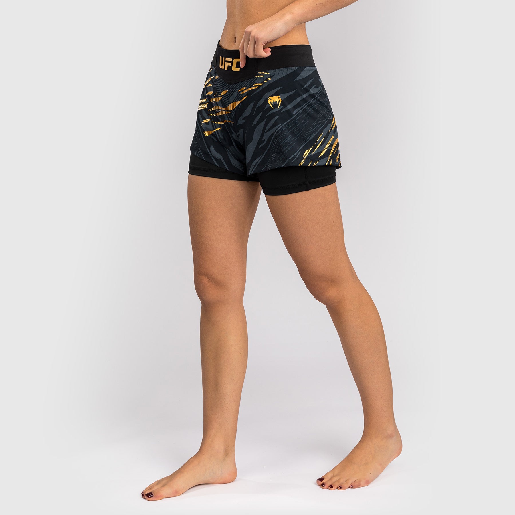ufc-fusion-by-venum-authentic-fight-night-damen-fight-short-champion image 6