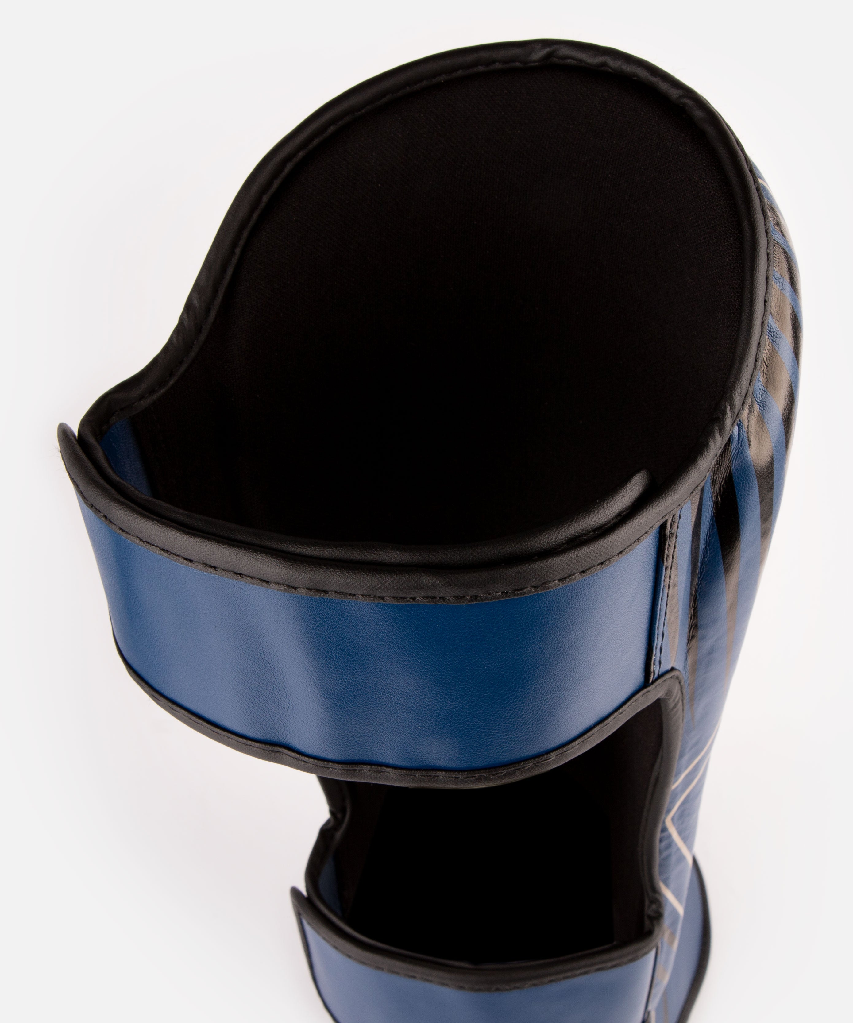 venum-contender-2-0-schienbeinschoner-marineblau-sand image 3