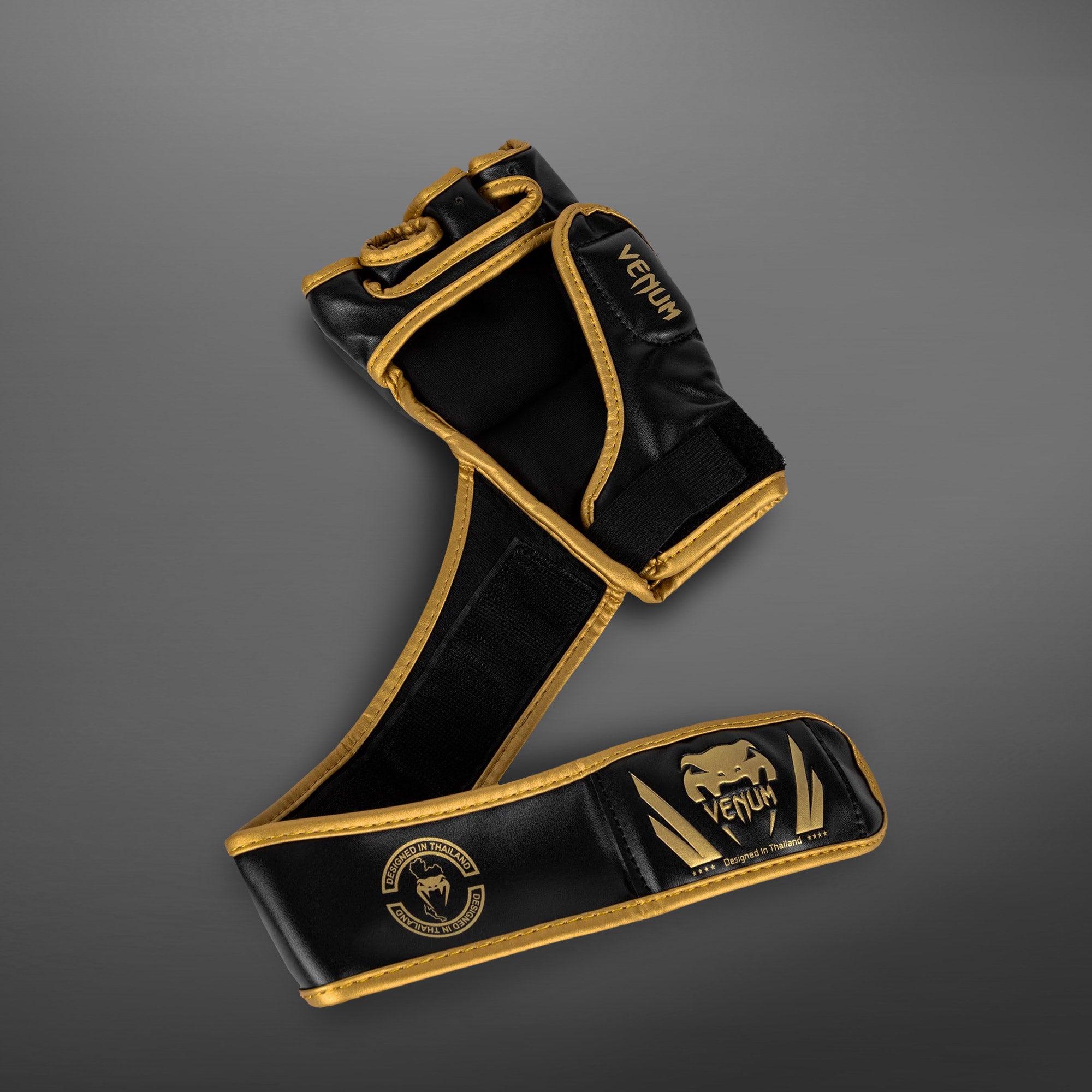 venum-challenger-2-0-mma-handschuhe-schwarz-gold image 4