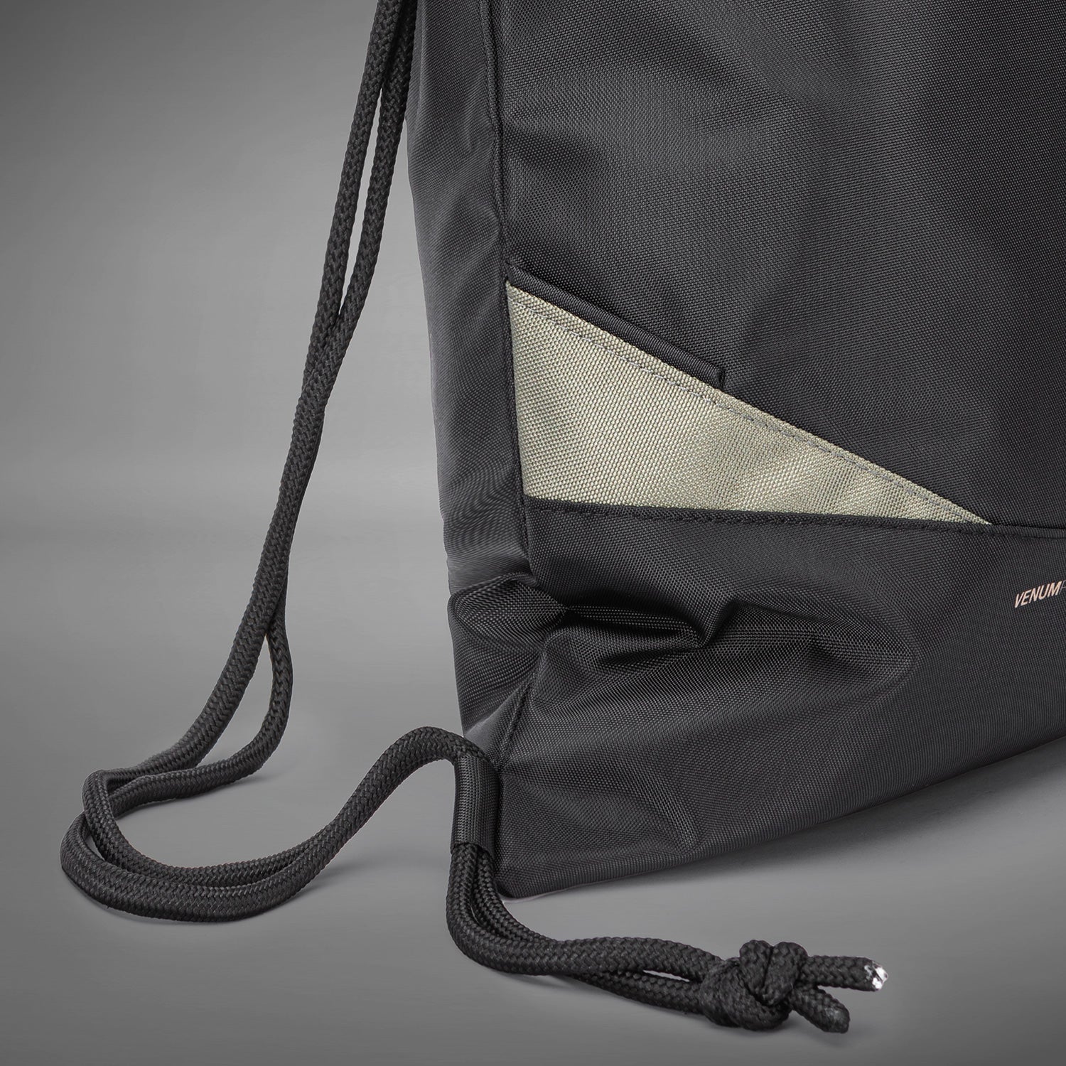 venum-evo-2-drawstring-bag-15-20l-schwarz-khaki image 3