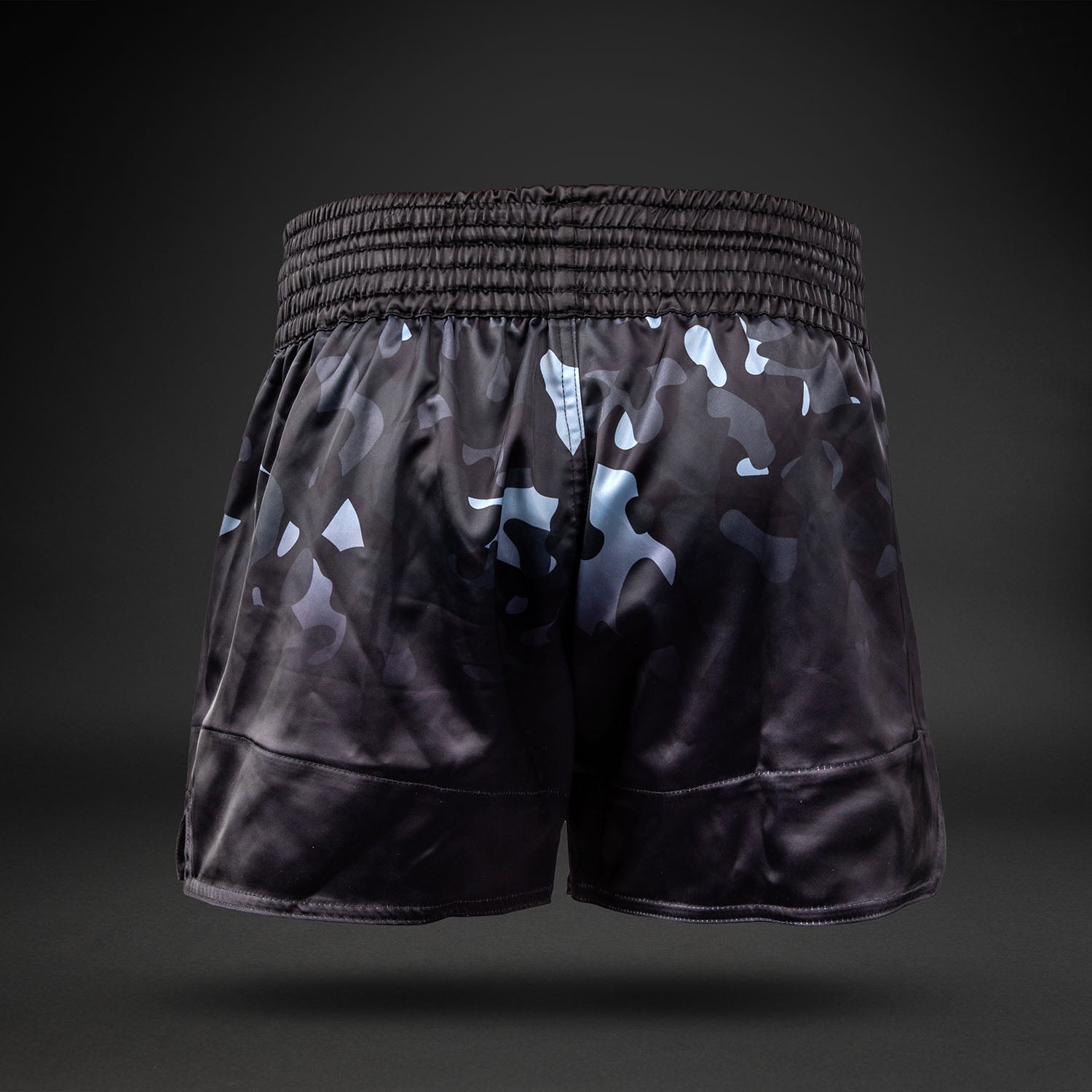 venum-classic-muay-thai-shorts-schwarz-camo-orange-herren-damen image 4