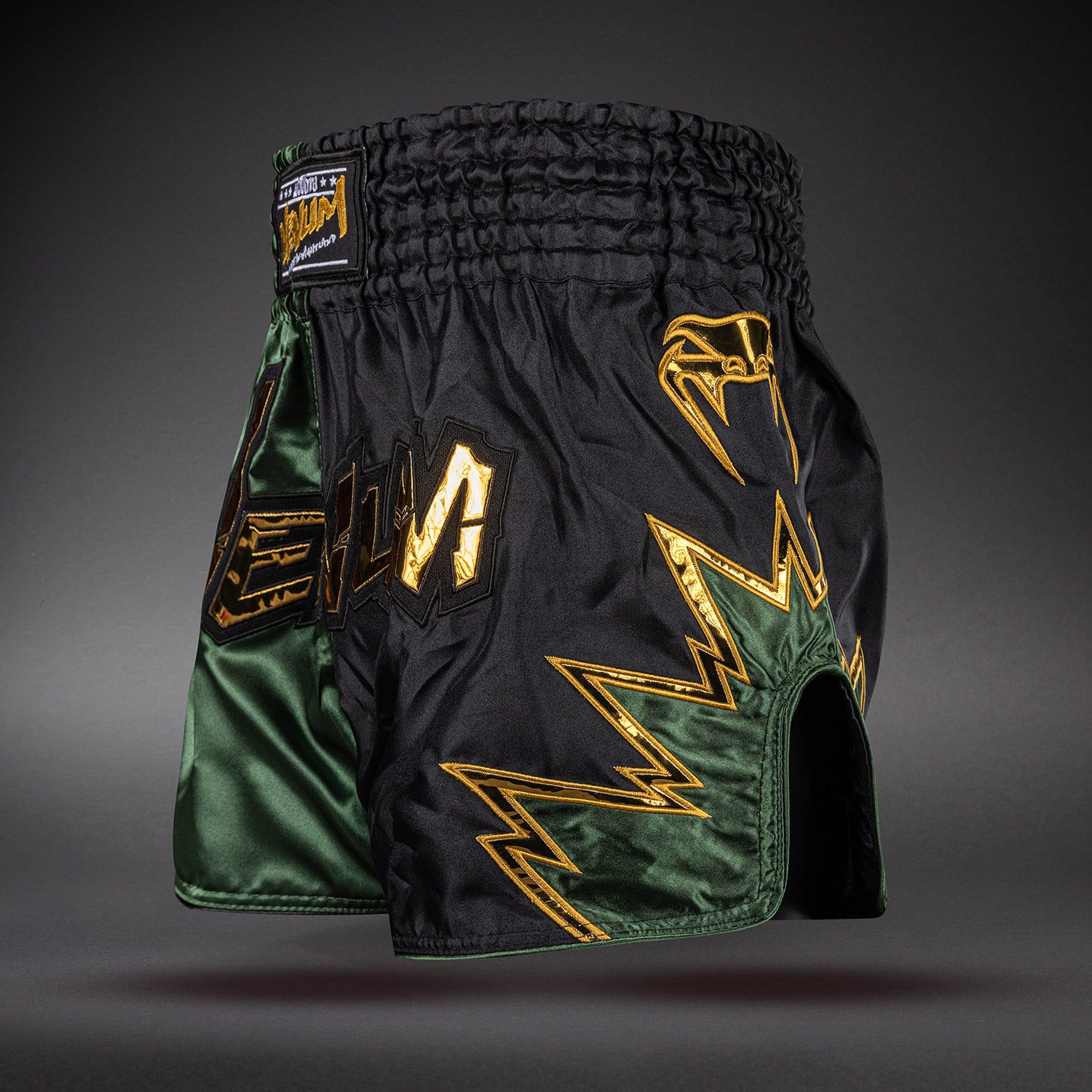 venum-inferno-2-0-muay-thai-shorts-schwarz-khaki image 2