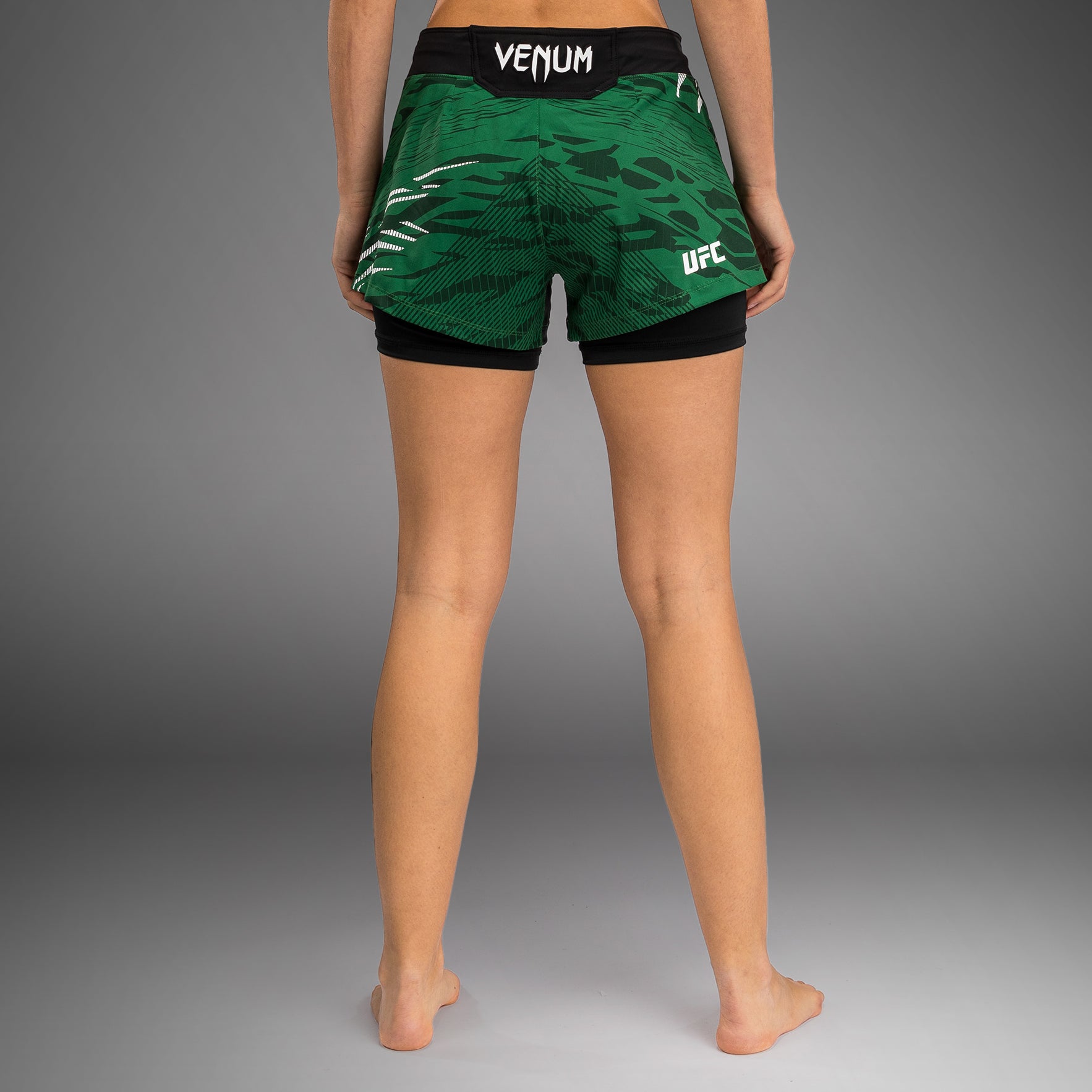 ufc-fusion-by-venum-authentic-fight-night-damen-fight-short-gr-n image 2