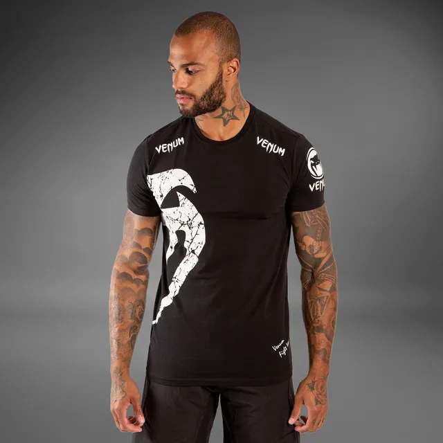venum-giant-t-shirt-schwarz image 1