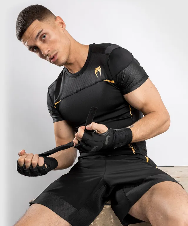 venum-tempest-2-0-kompressionsshirt-kurzarm-schwarz-gold image 1