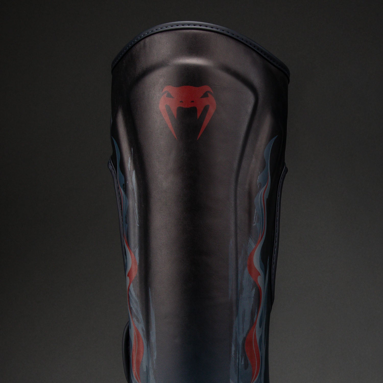 venum-demon-schienbeinschoner-schwarz-grau image 4
