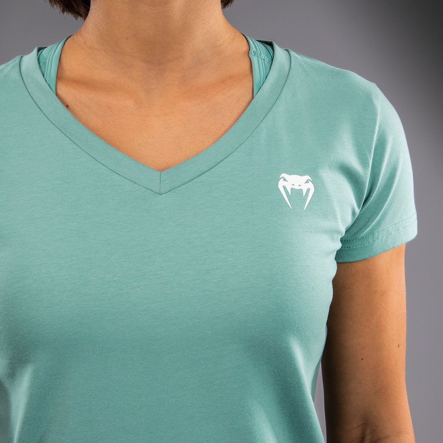 venum-essential-t-shirt-damen-aqua-gr-n image 4