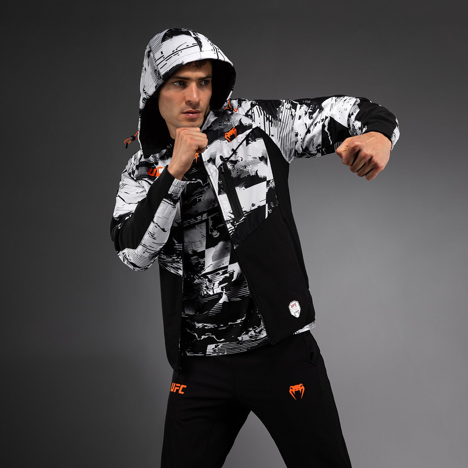 ufc-zenith-by-venum-authentic-fight-week-zip-hoodie-herren-wei image 6
