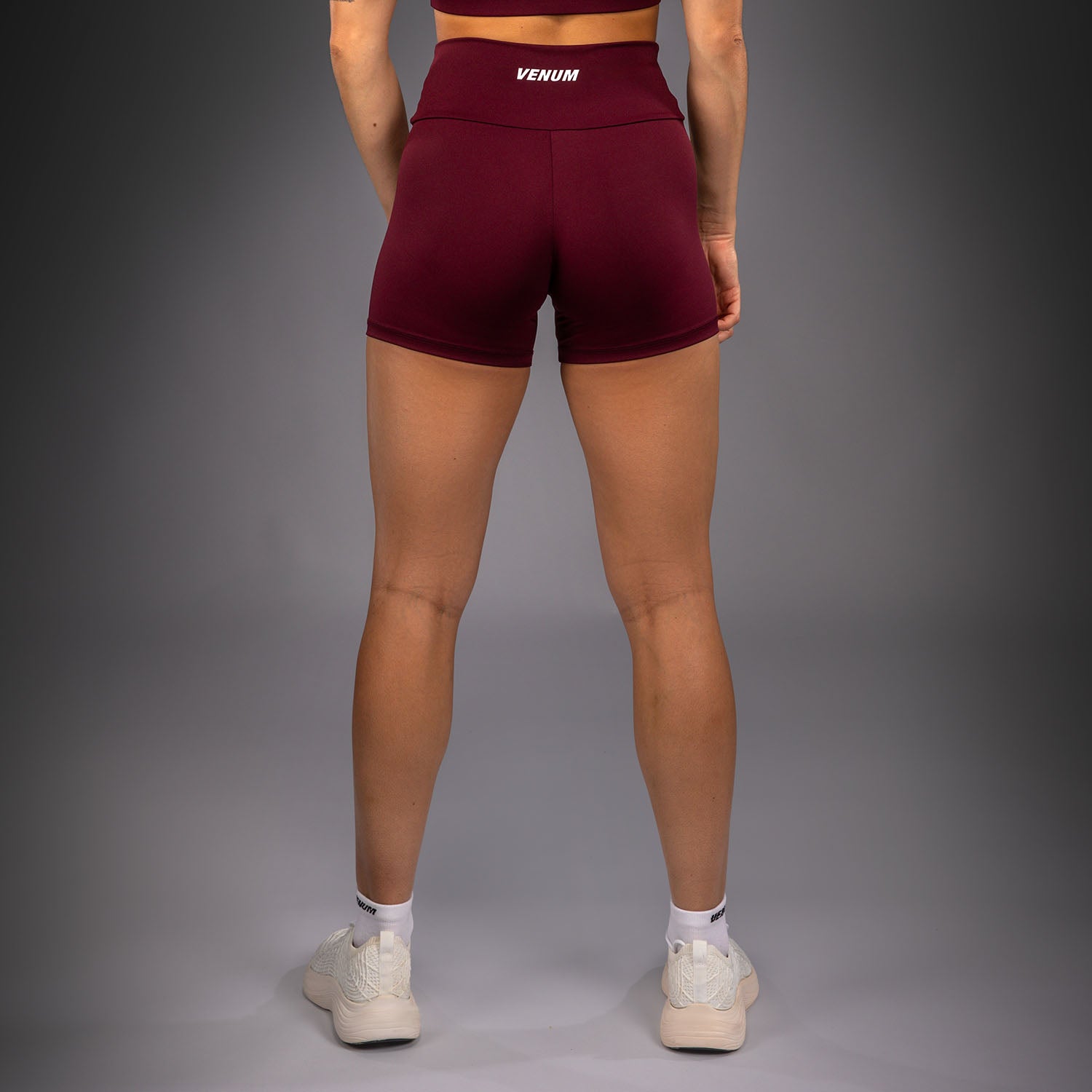 venum-aero-xt-kompressionsshort-pflaume-damen-bike-short image 3