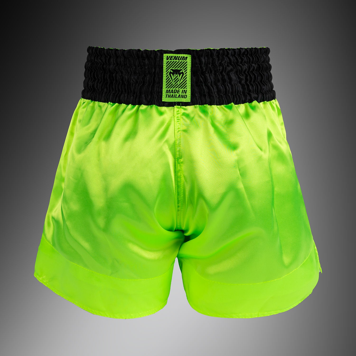 venum-classic-evo-muay-thai-shorts-neongelb-schwarz image 4
