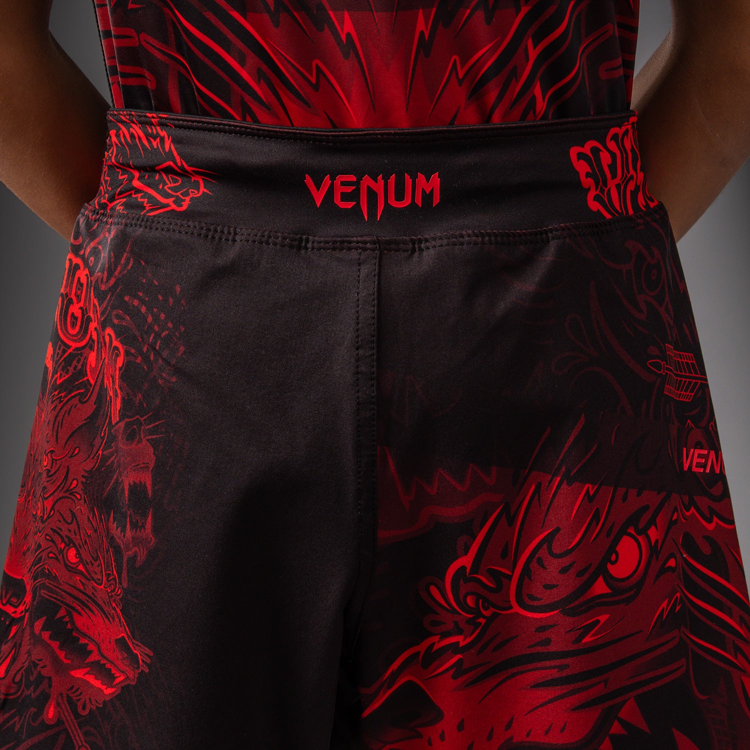 venum-wolf-atak-kinder-fightshorts-schwarz-rot image 6