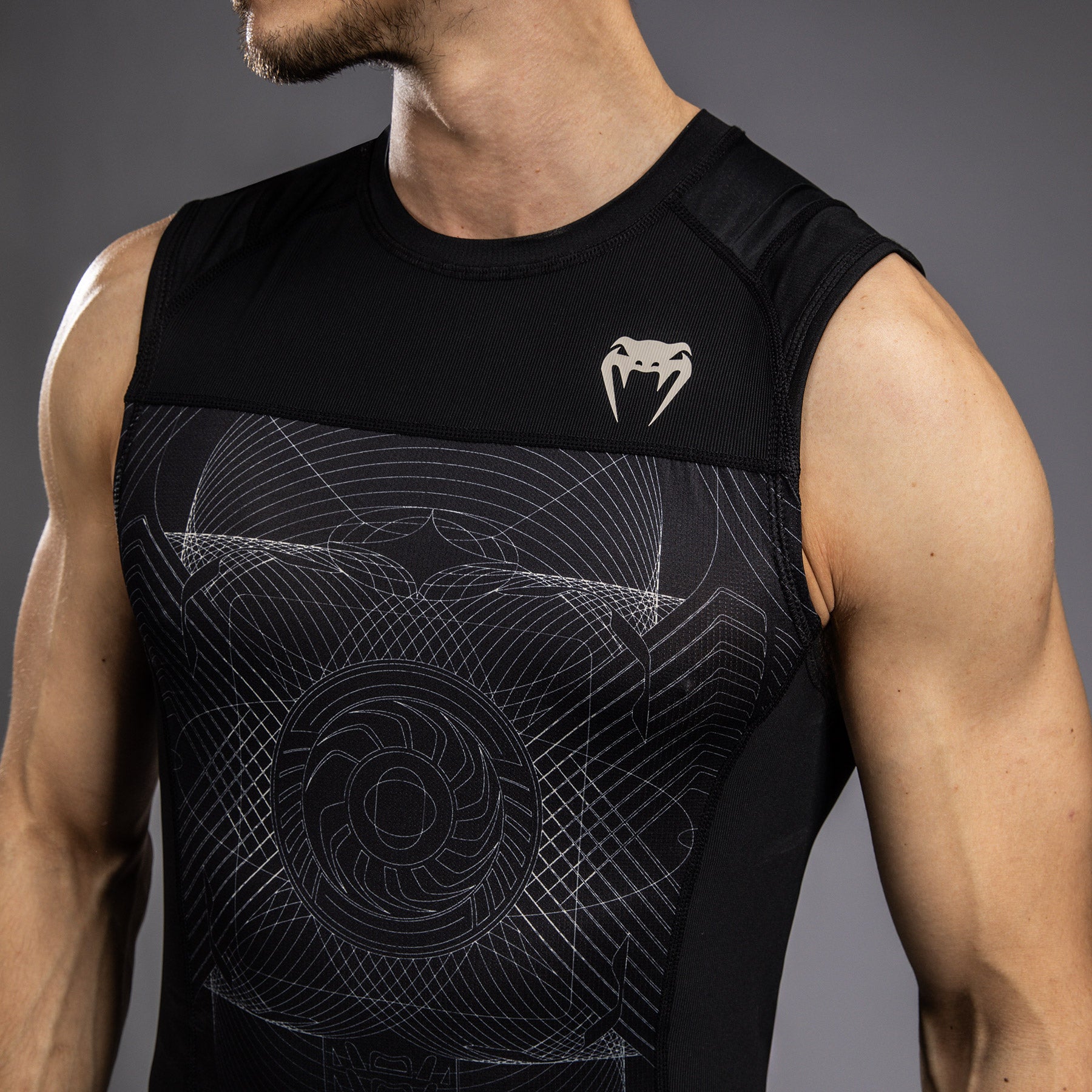 venum-g-fit-air-herren-rashguard-rmellos-tiefschwarz-w-stensand image 8