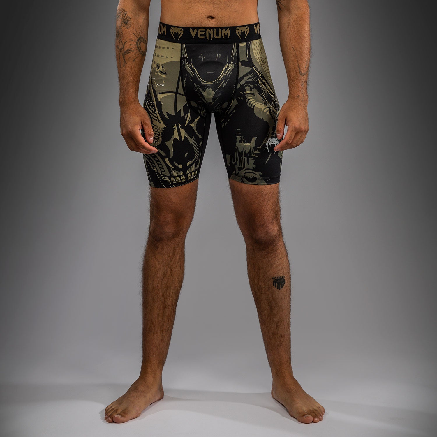venum-invader-vale-tudo-shorts-schwarz-sand image 1