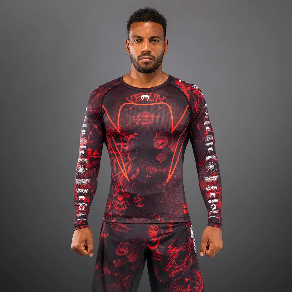 venum-20th-anniversary-langarm-rashguard-herren-schwarz-rot image 1