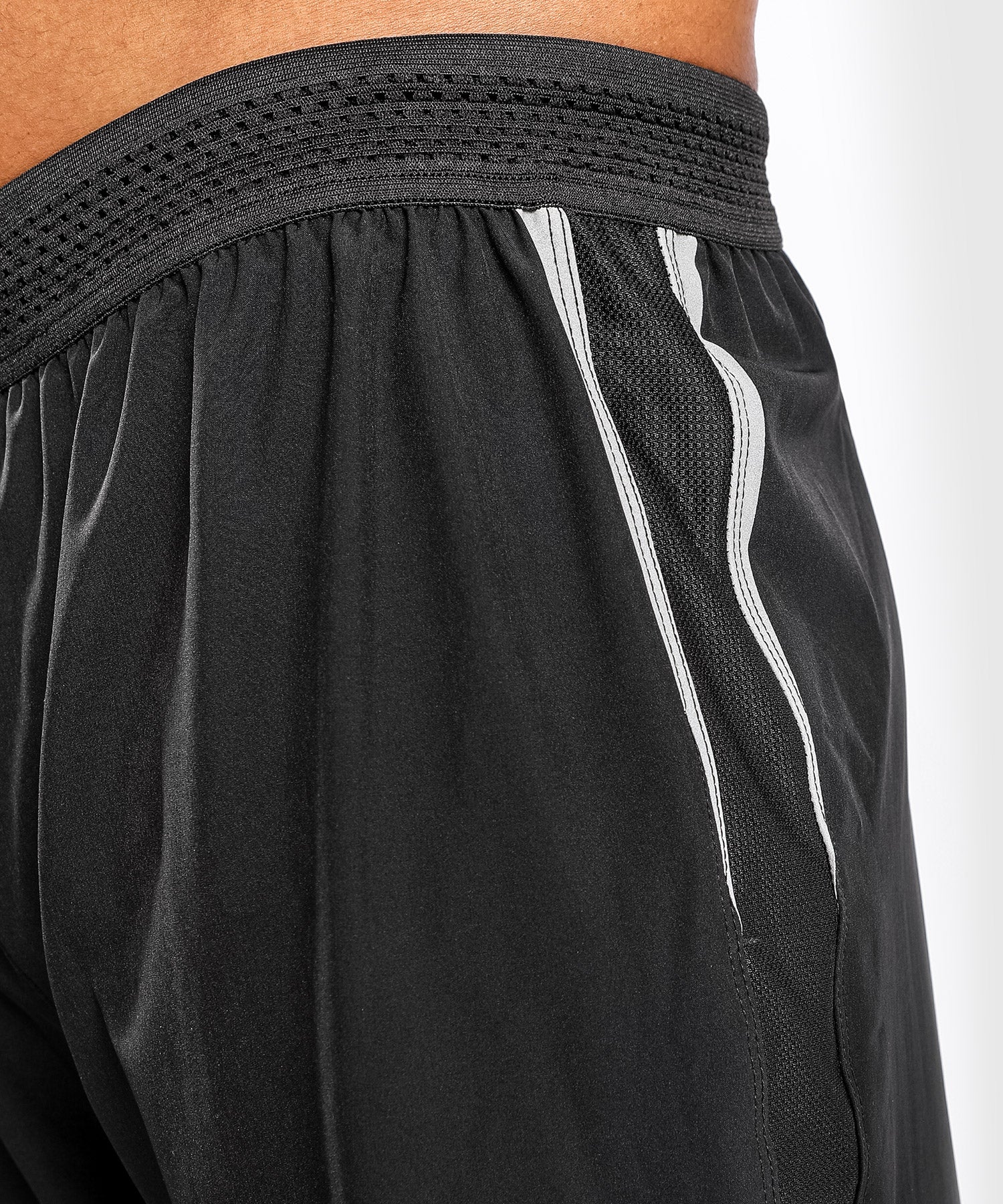 venum-tempest-2-0-sport-shorts-herren-schwarz-grau image 3