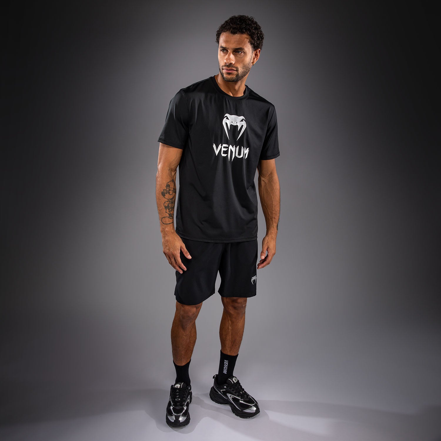venum-classic-dry-tech-t-shirt-schwarz-silber image 2