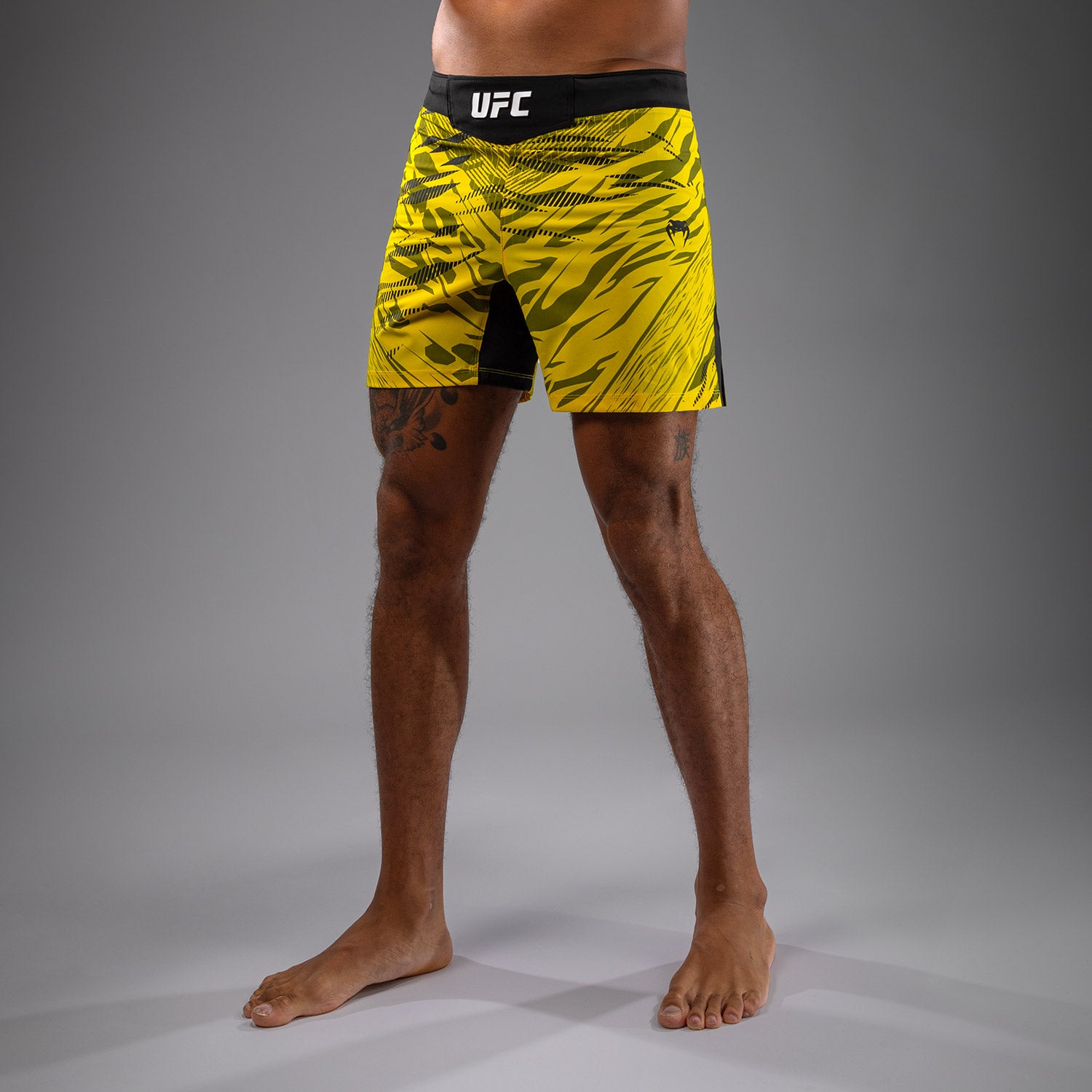 ufc-fusion-by-venum-authentic-fight-night-fight-short-short-fit-gelb image 2
